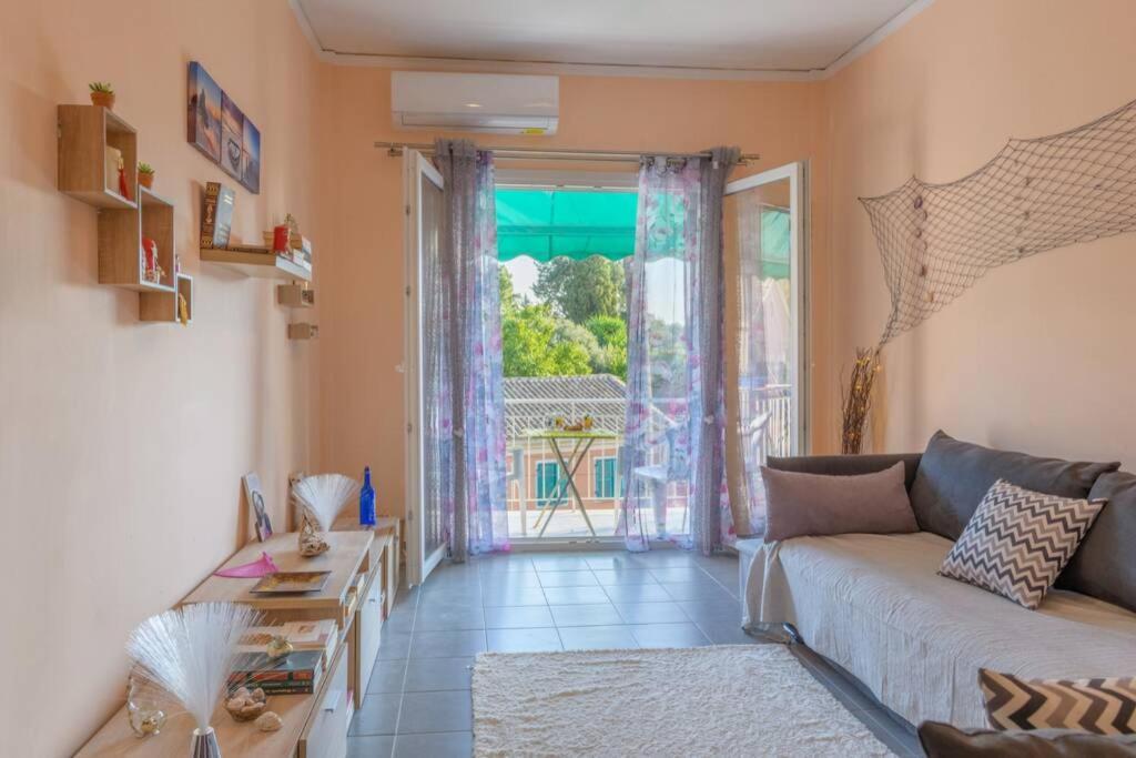 Bright Newly Renovated Apt Near Beach & Center+Ac Anemomylos Luaran gambar